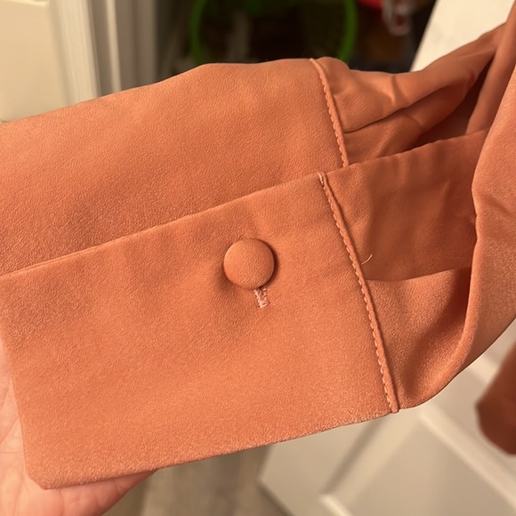 Do + Be top - Picture 4 of 6